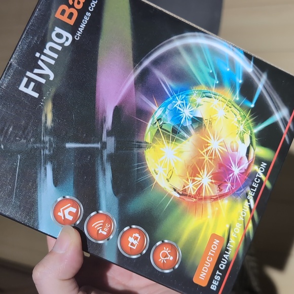 BNIB Flying Ball - Picture 2 of 4